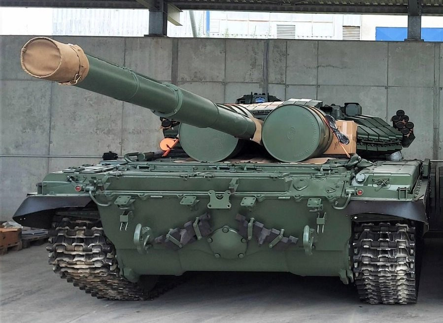 «Путин учун совға»: чехлар Украинага танк учун 1 миллион евродан кўпроқ пул йиғди