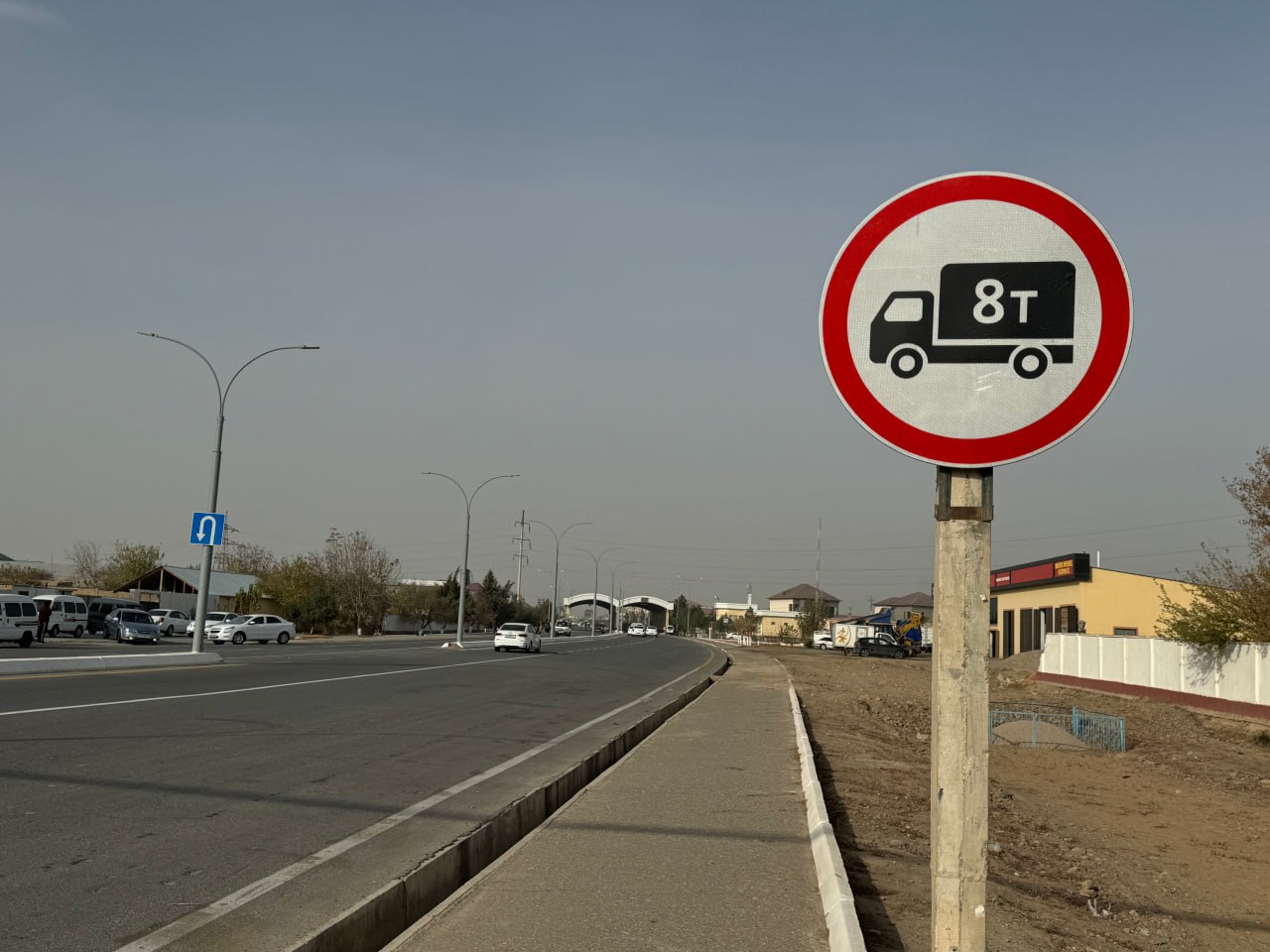 Termizda 8 tonnadan yuqori boʻlgan transport vositalarining harakati cheklandi