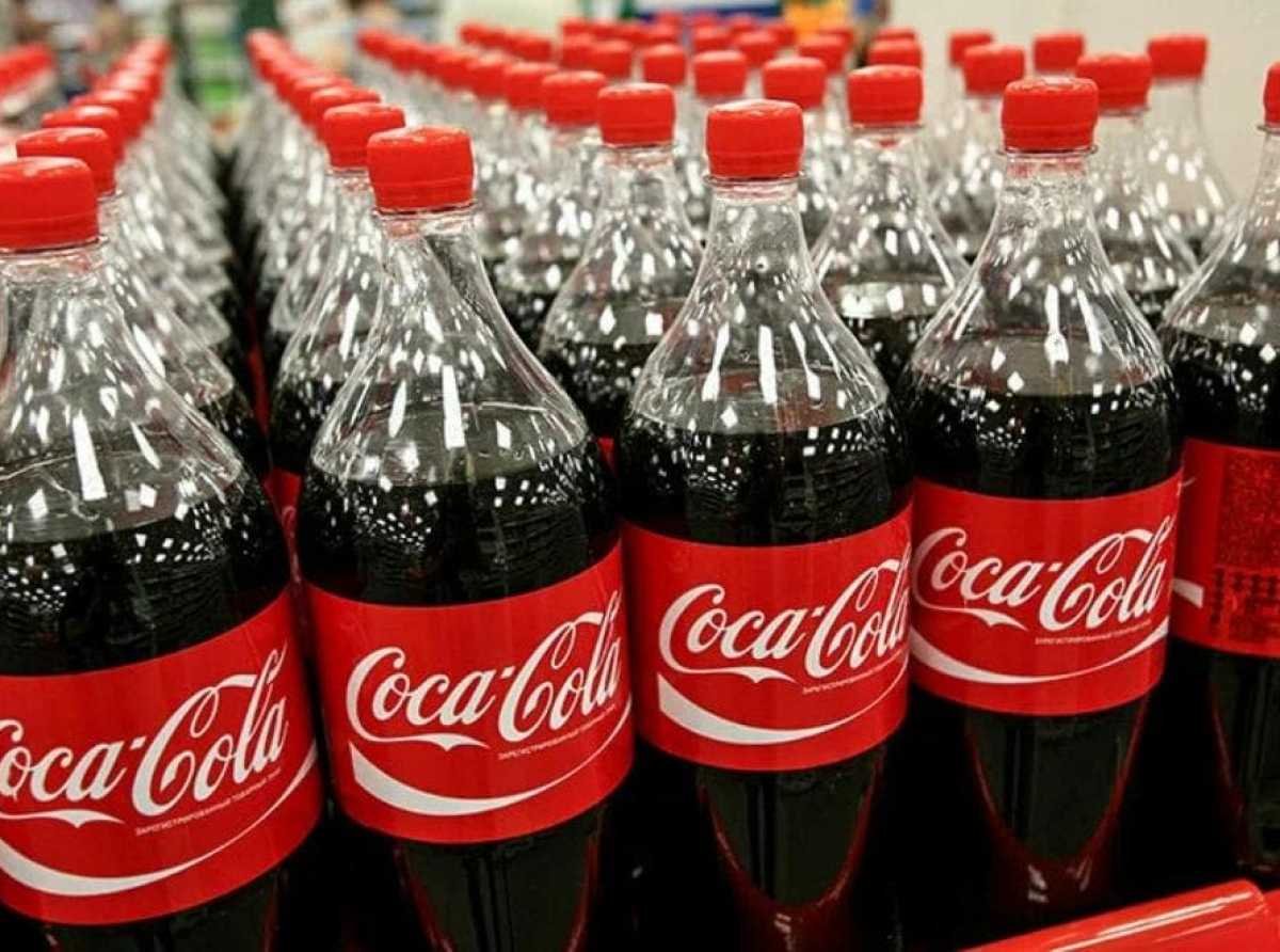 Coca-Cola tarkibida kamida 6 xil turdagi plastik aniqlandi