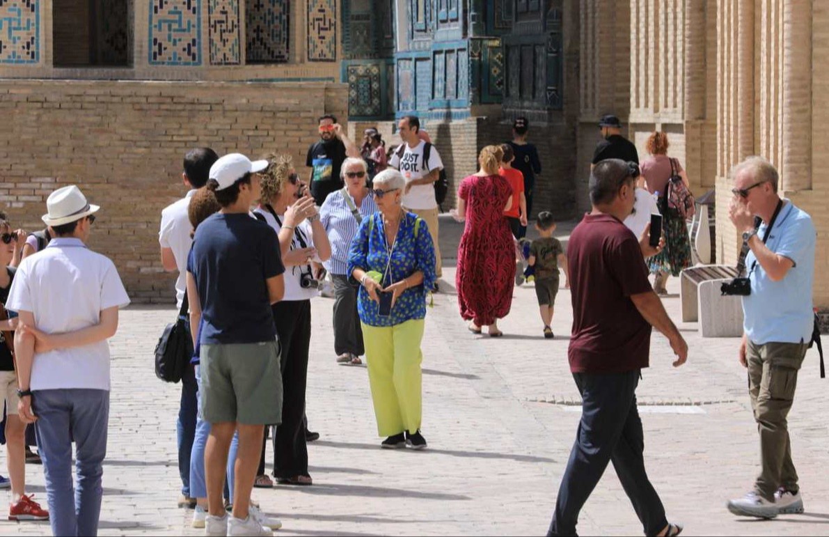 O‘zbekiston haqida nomaqbul gapirgan xorijliklarga taqiq qo‘yish haqidagi qonun maʼqullandi