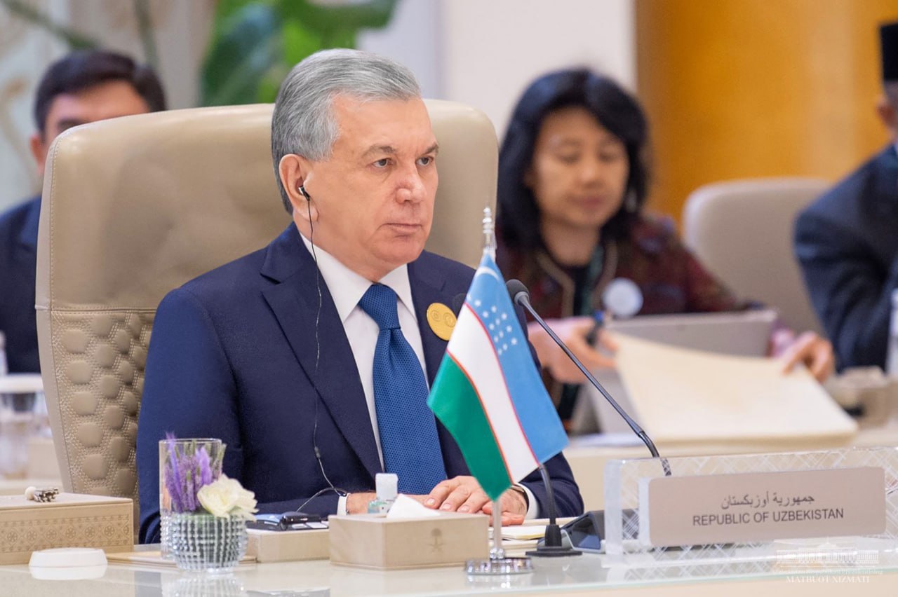 Shavkat Mirziyoyev arab-islom sammitida nutq so‘zladi