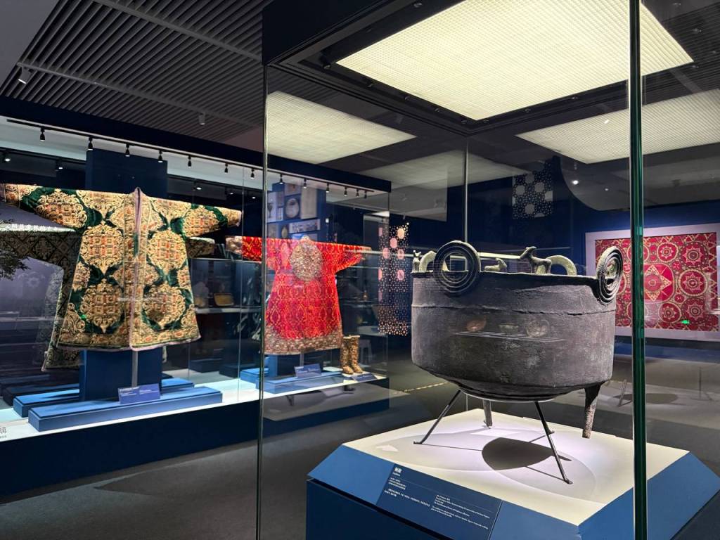 Pekinda SHHT mamlakatlari madaniy merosi ko‘rgazmasi boshlandi