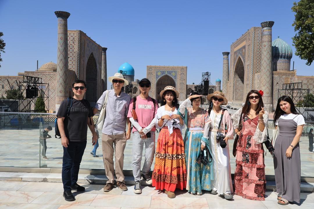 Xitoylik blogerlar O‘zbekistonning turizm salohiyatini targ‘ib qilmoqda