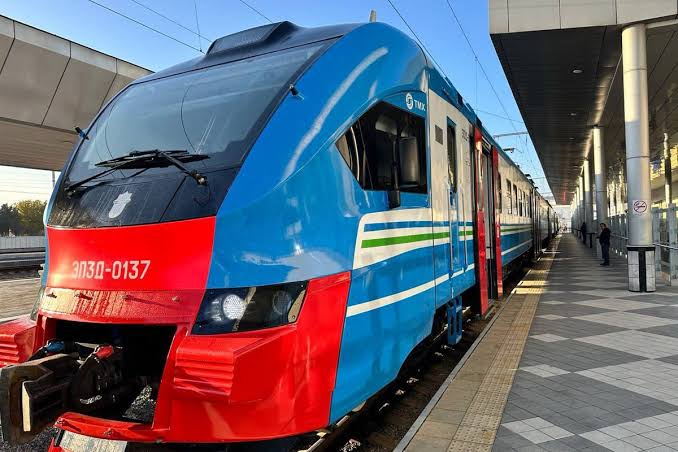 Toshkent viloyatining barcha tumanlariga tezyurar poyezd qatnovi yo‘lga qo‘yiladi