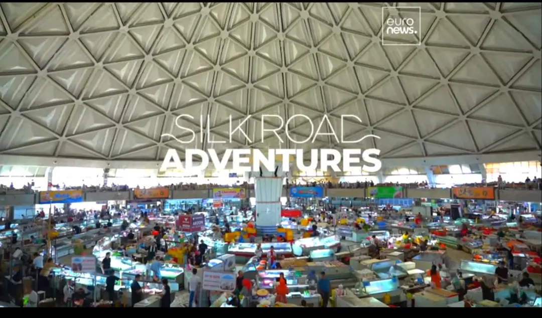 Euronews sayyohlarni O‘zbekiston bozorlarining betakror muhitini kashf etishga chorlaydi
