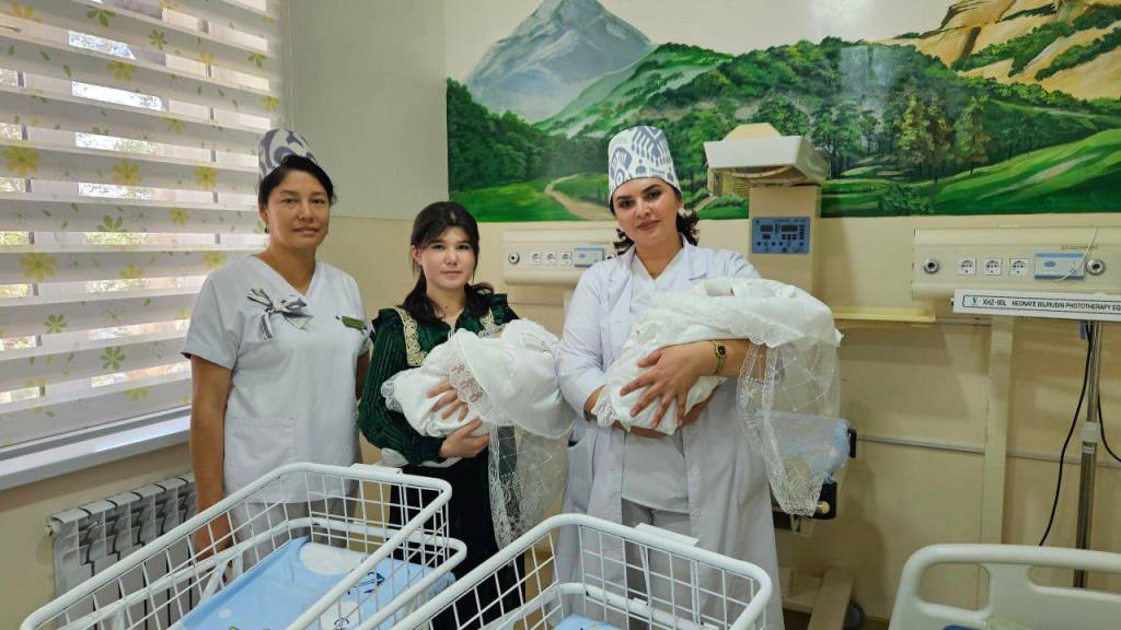 Siam egizaklari muvaffaqiyatli ajratib olindi