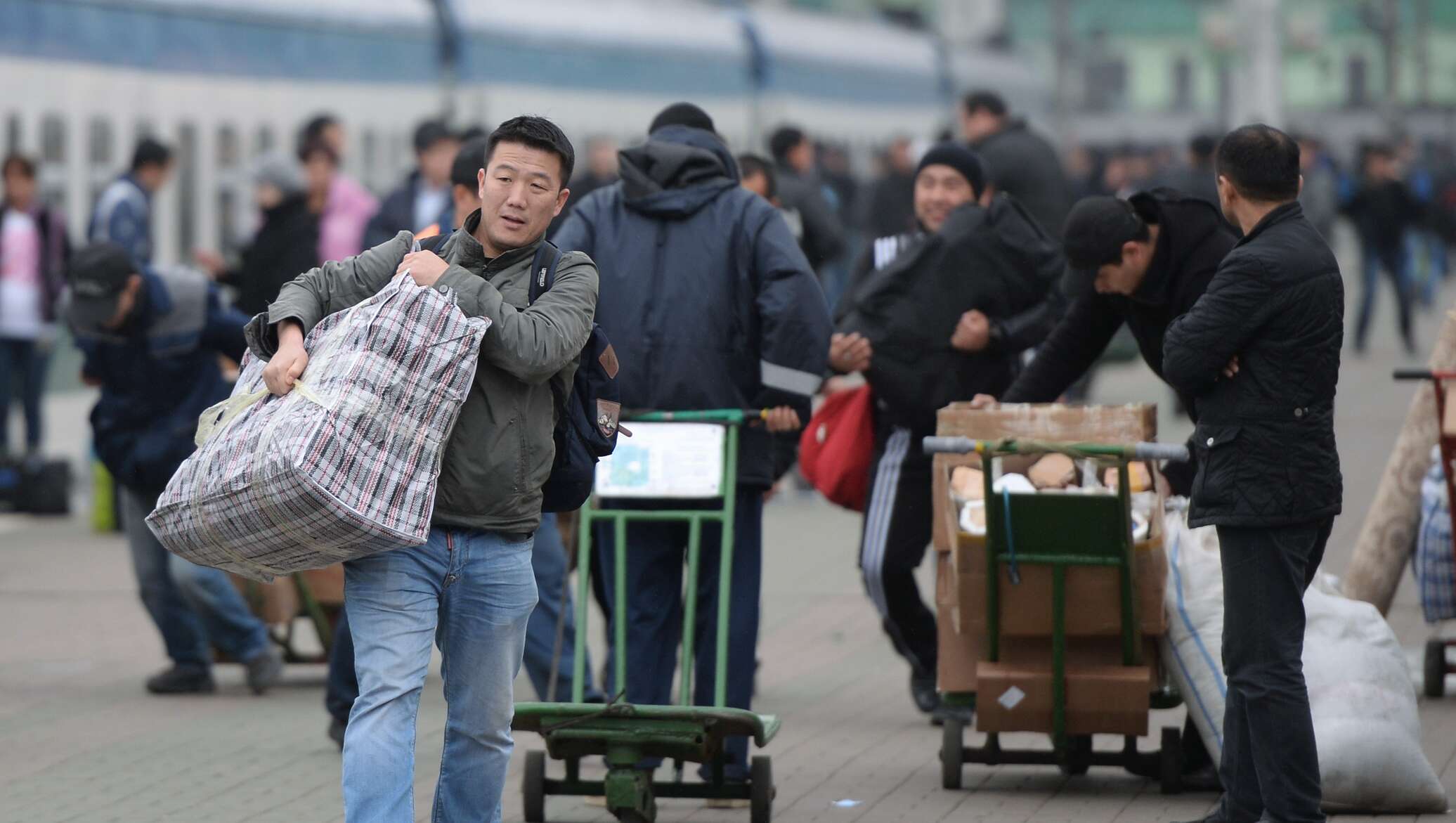 Rossiya migrantlar uchun bepul tibbiy yordam olish tartibini cheklaydi