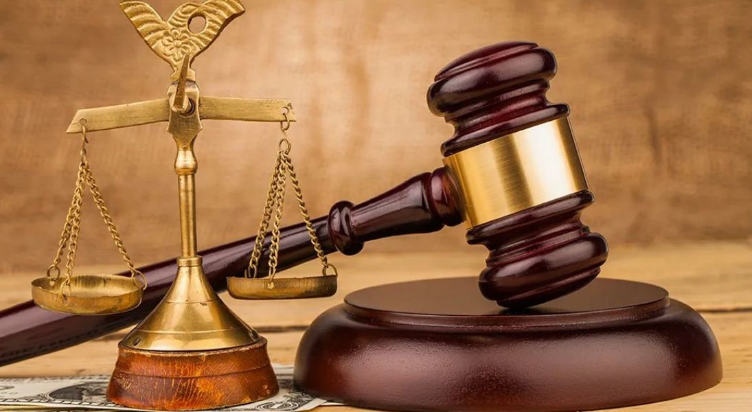 Andijonda hakamlik sudi sudyasi firibgarlikda ayblanib qamoqqa olindi