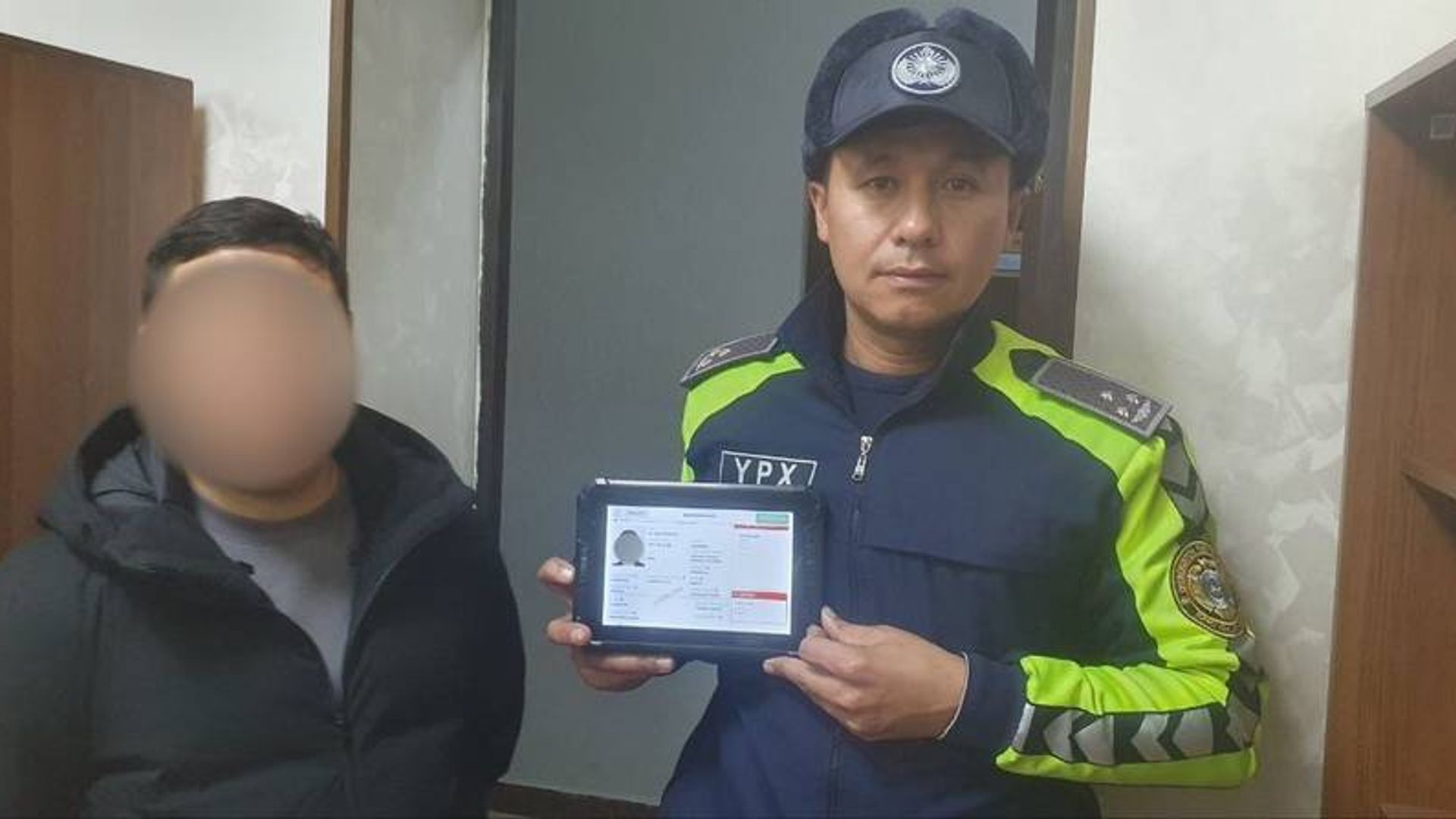 Toshkentda firibgarlik uchun qidiruvda bo‘lgan shaxs YPX xodimi tomonidan qo‘lga olindi