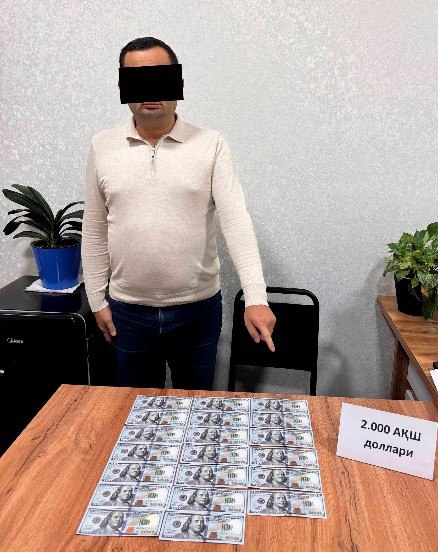 Toshkent viloyatida hokim yordamchisi 2 ming dollar olayotganda ushlandi